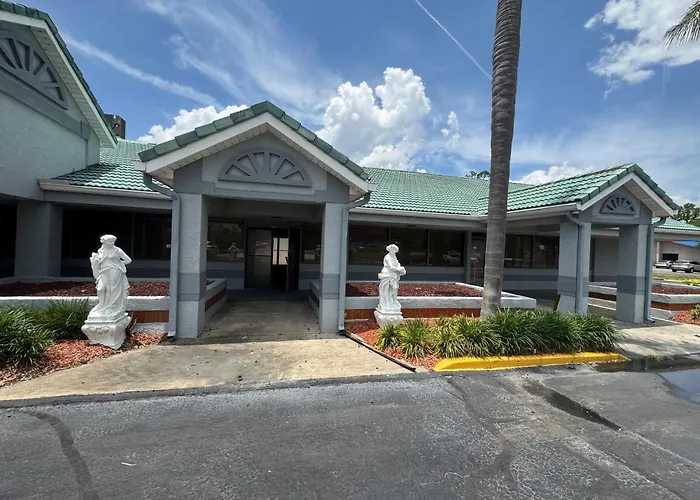 Family Hotel: Budget Inn Sanford International Airport