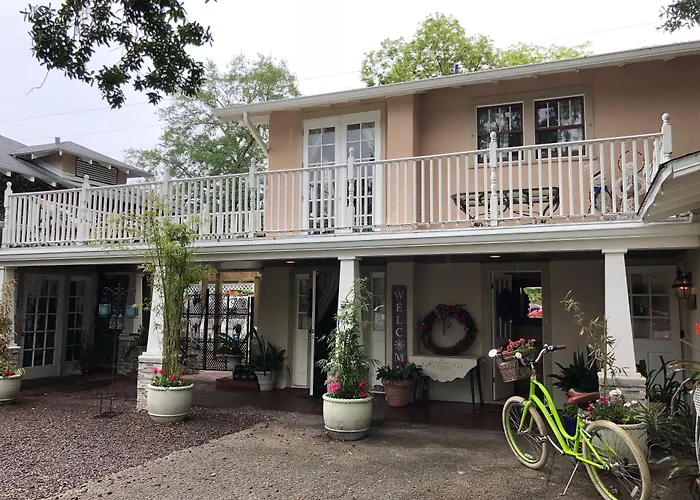 Vacation home: Park Place Inn And Cottages
